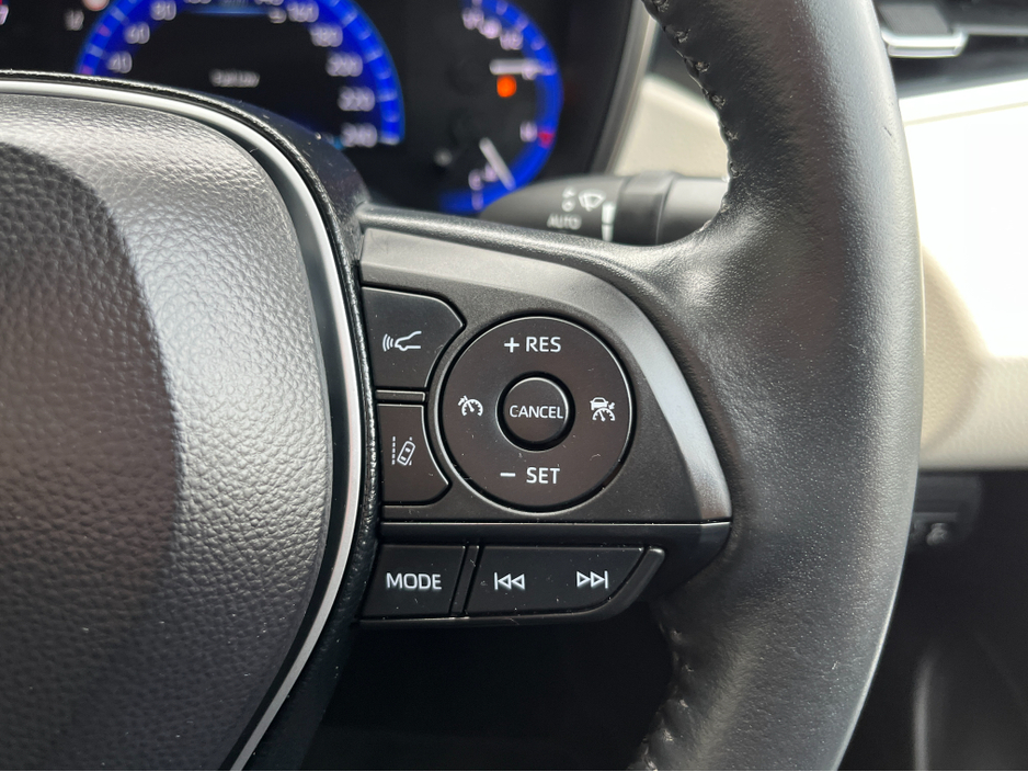 2021 Toyota Corolla - image 26