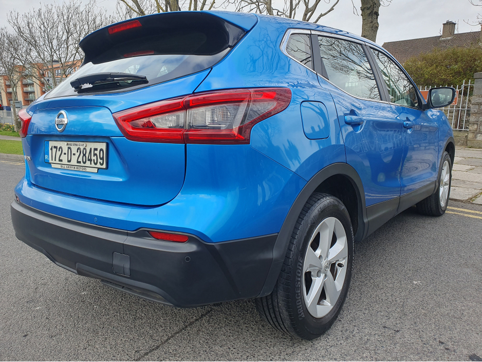 2017 Nissan Qashqai - image 6