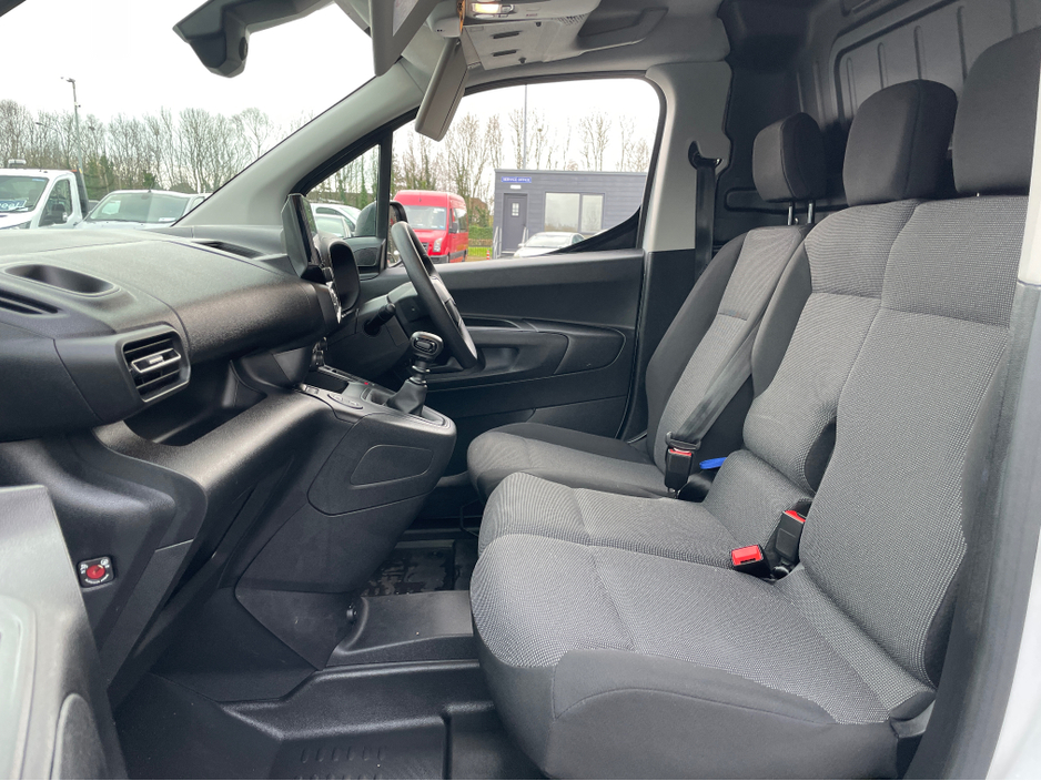 2024 Citroen Berlingo 2024 CITROEN BERLINGO ENTERPRISE B-HDI €21,995