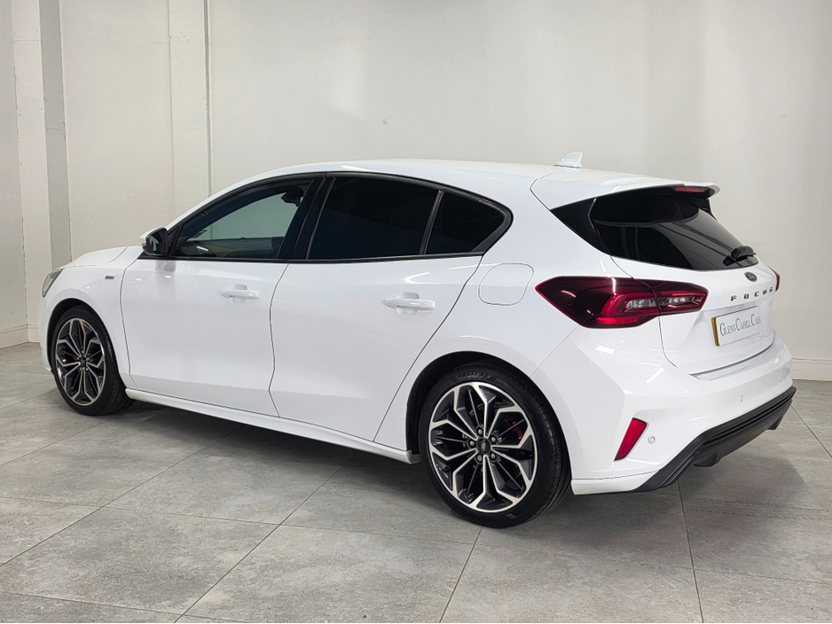 2023 Ford Focus - image 12