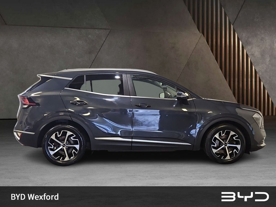 2022 Kia Sportage - image 14