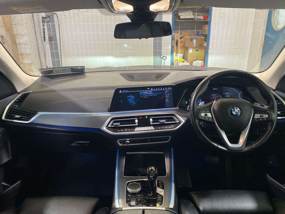 2021 BMW X5 - image 15