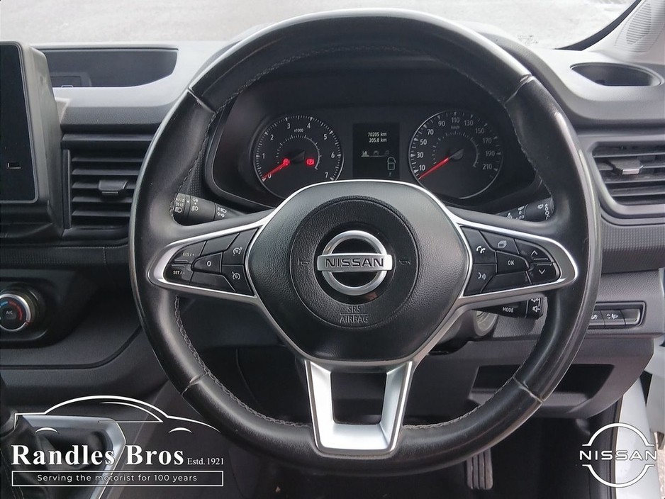 2024 Nissan Primastar - image 15