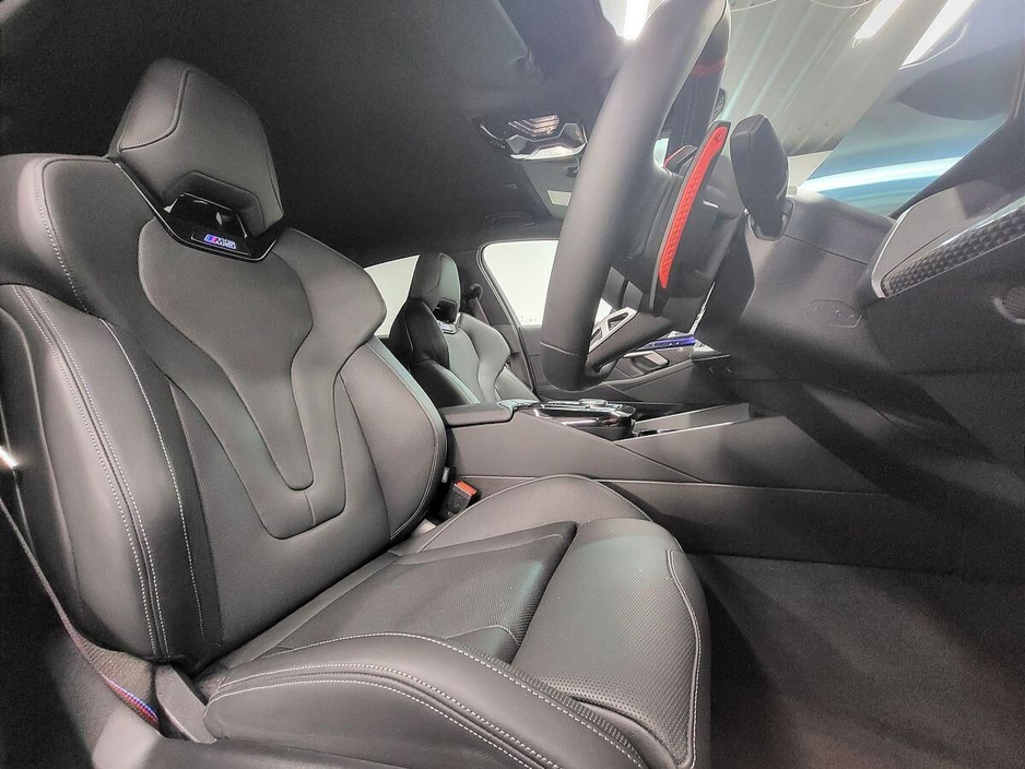 2025 BMW M5 - image 25