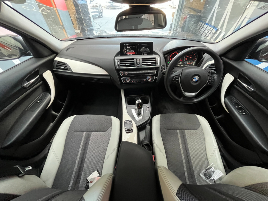 2016 BMW 1 Series - image 13