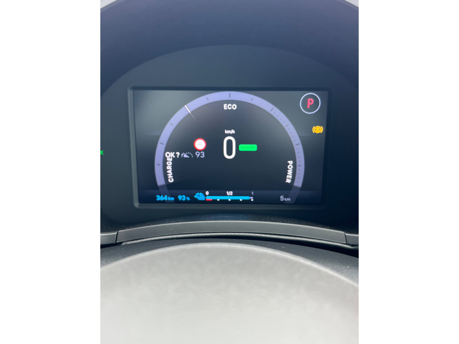 2025 Fiat 600 - image 14