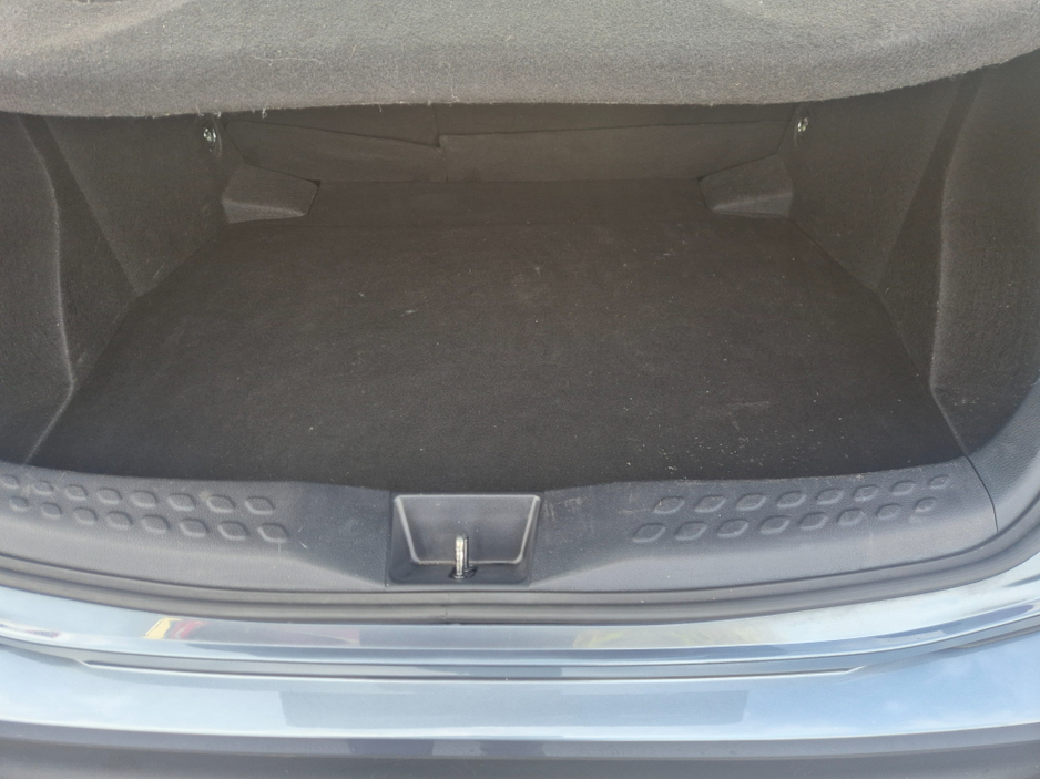 2023 Toyota C-HR - image 17