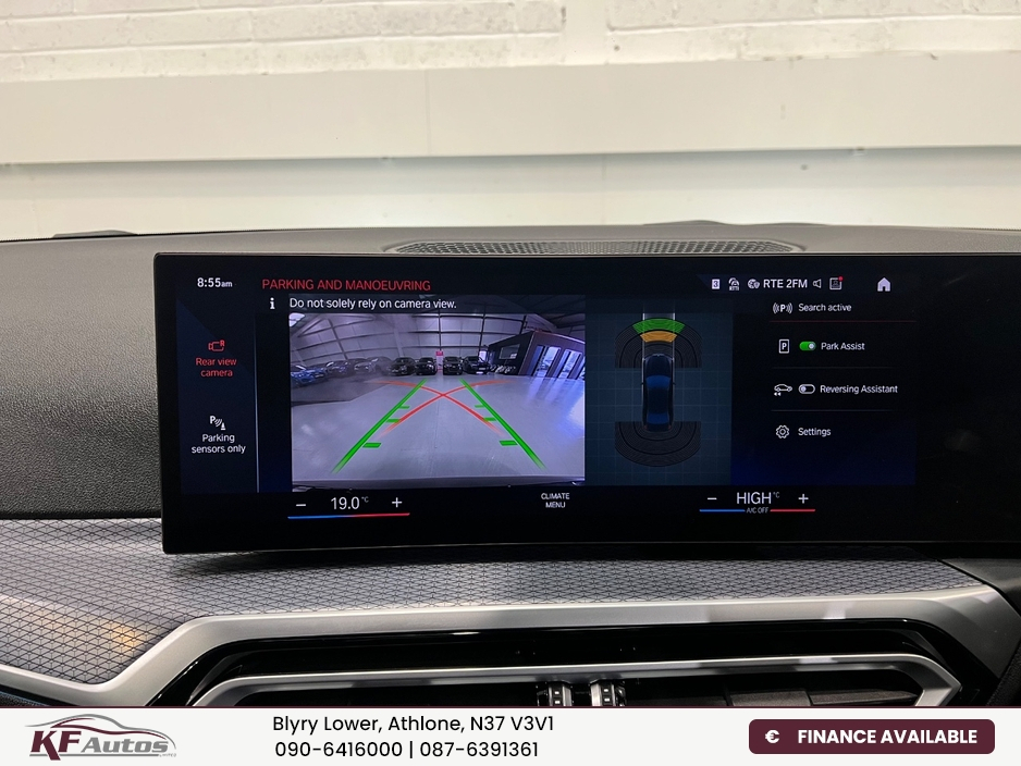 2023 BMW 3 Series - image 17