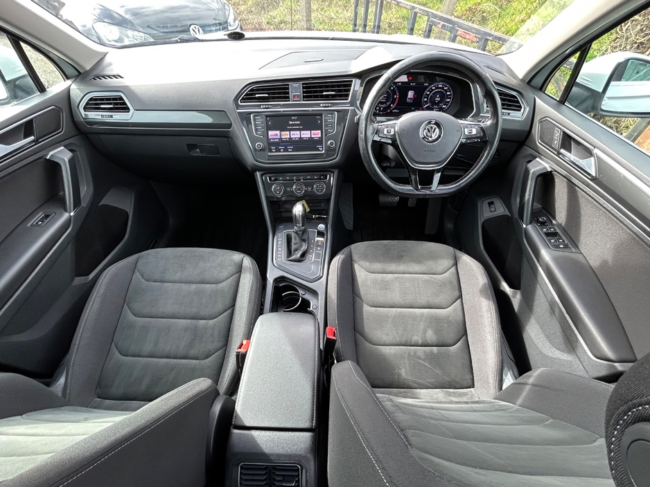 2017 Volkswagen Tiguan - image 13