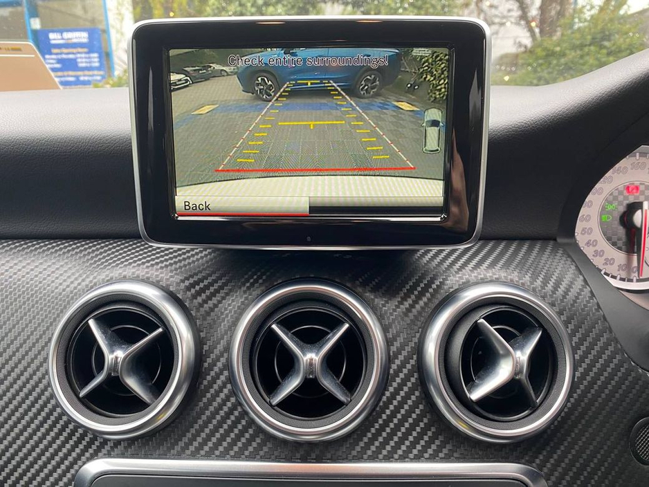 2015 Mercedes-Benz A Class - image 7