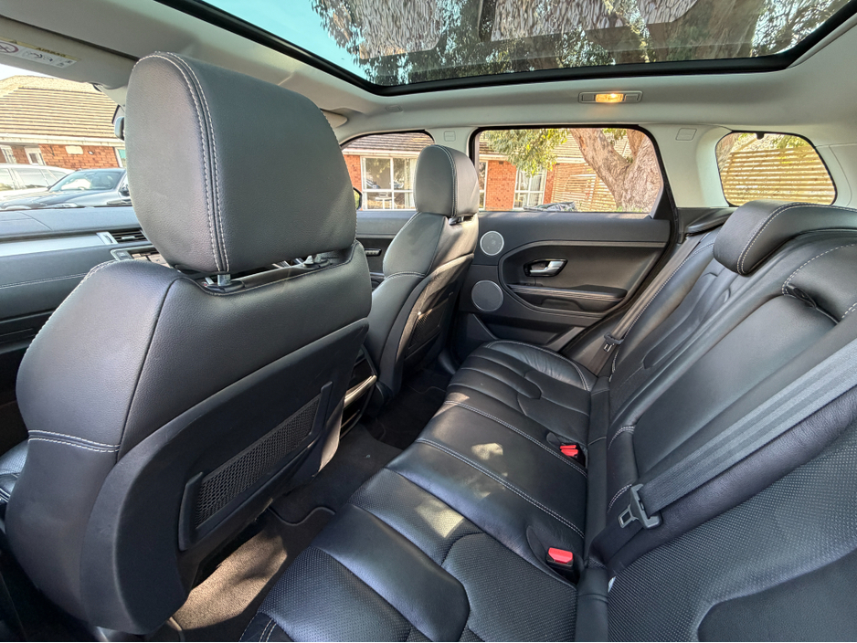 2015 Land Rover Range Rover Evoque - image 25