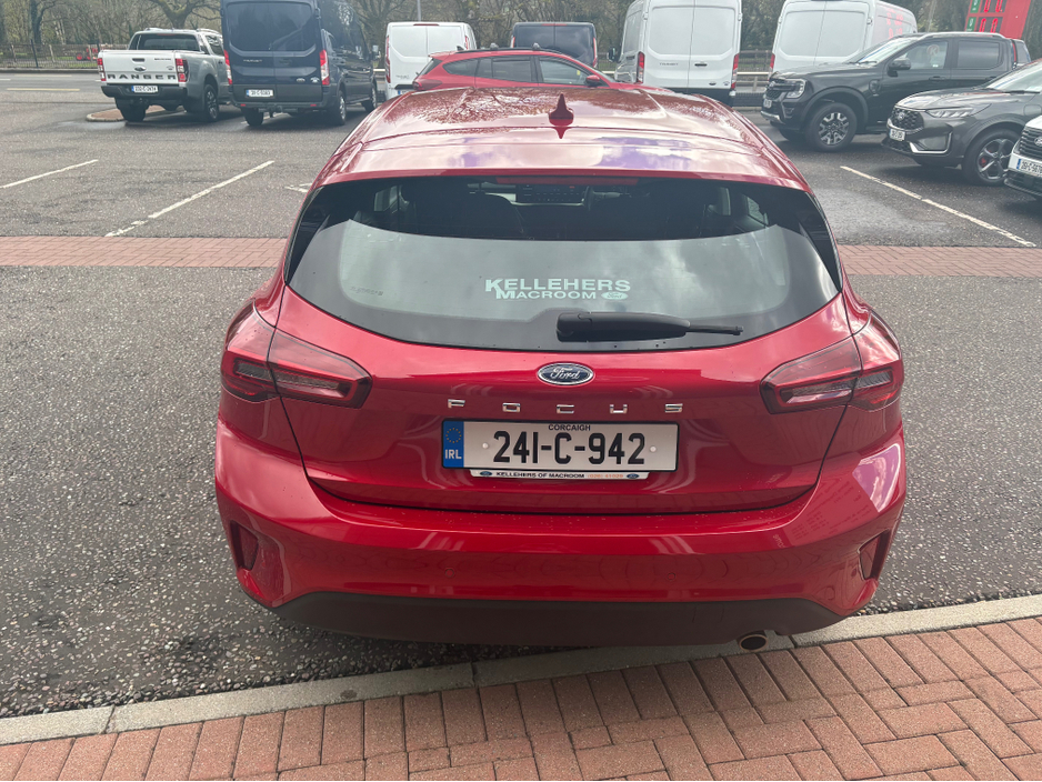 2024 Ford Focus - image 5