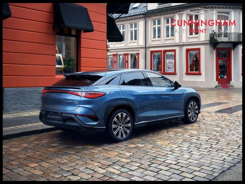 2026 BYD Sealion 7 - image 6