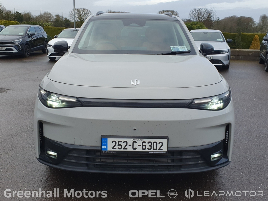 2025 Leapmotor C10 C10 Design REEV €43,800