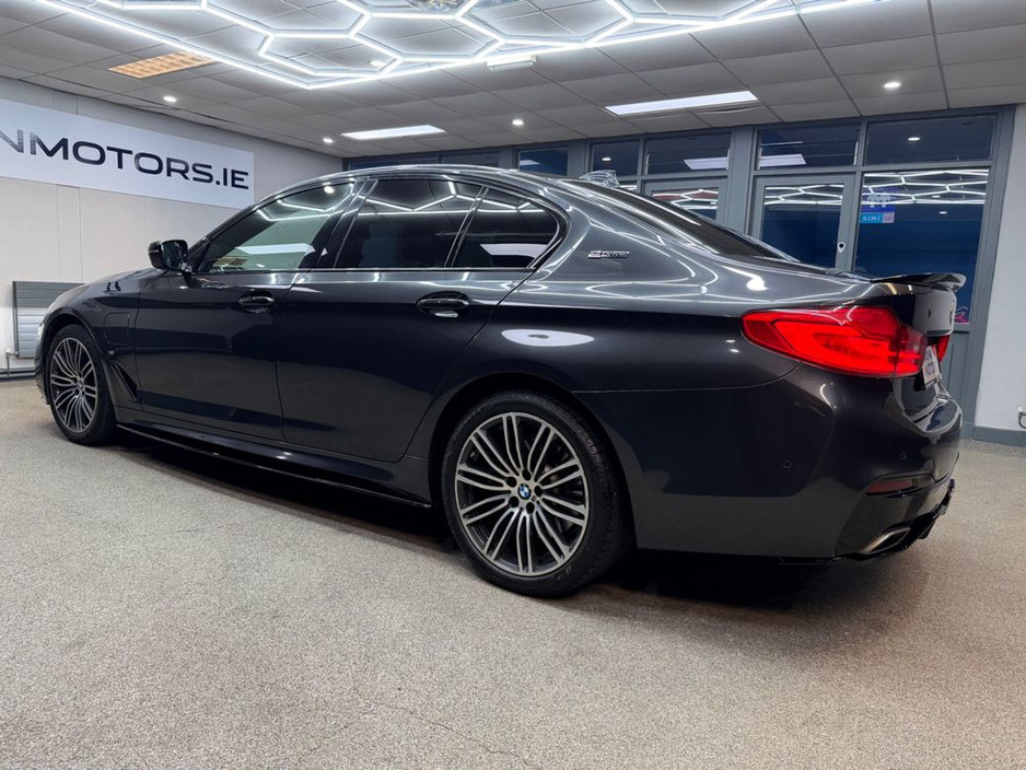 2019 BMW 5 Series - image 20