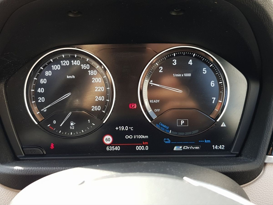 2022 BMW X1 - image 9