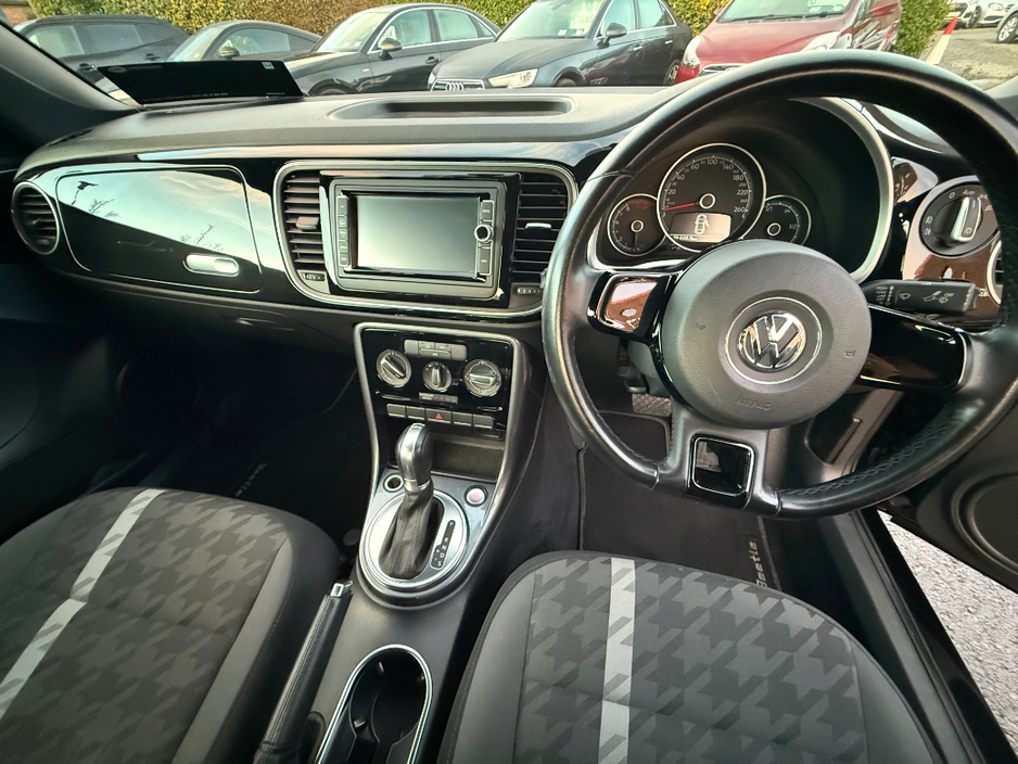 2018 Volkswagen Beetle - image 19