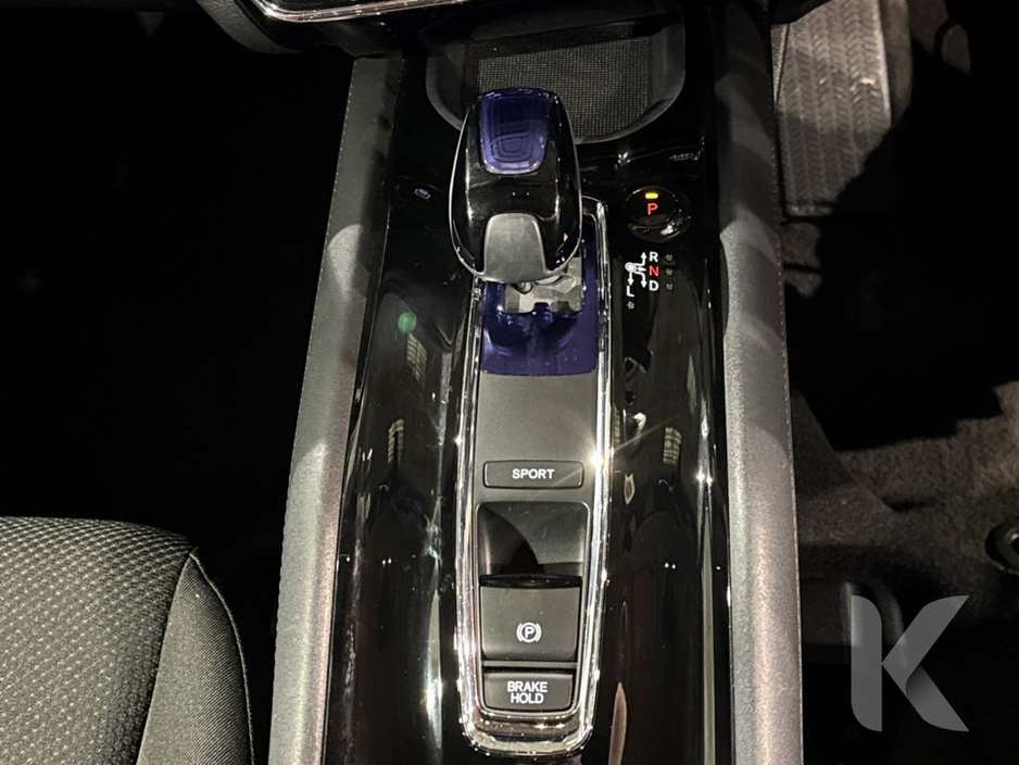 2017 Honda Vezel - image 15