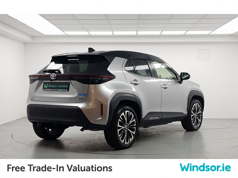 2020 Toyota Yaris Cross - image 2