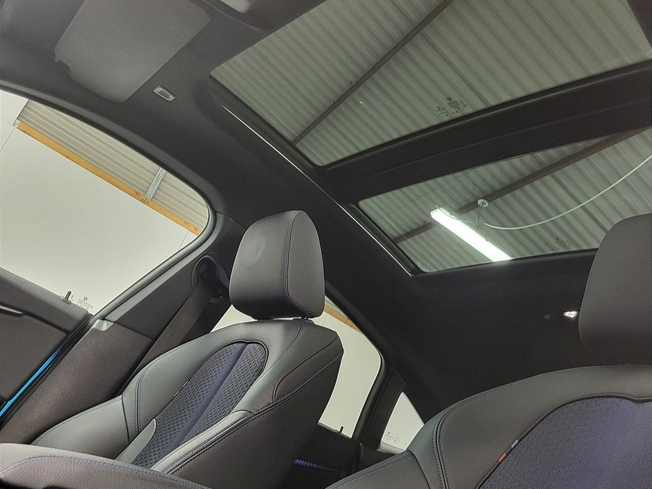 2022 BMW 2 Series - image 21