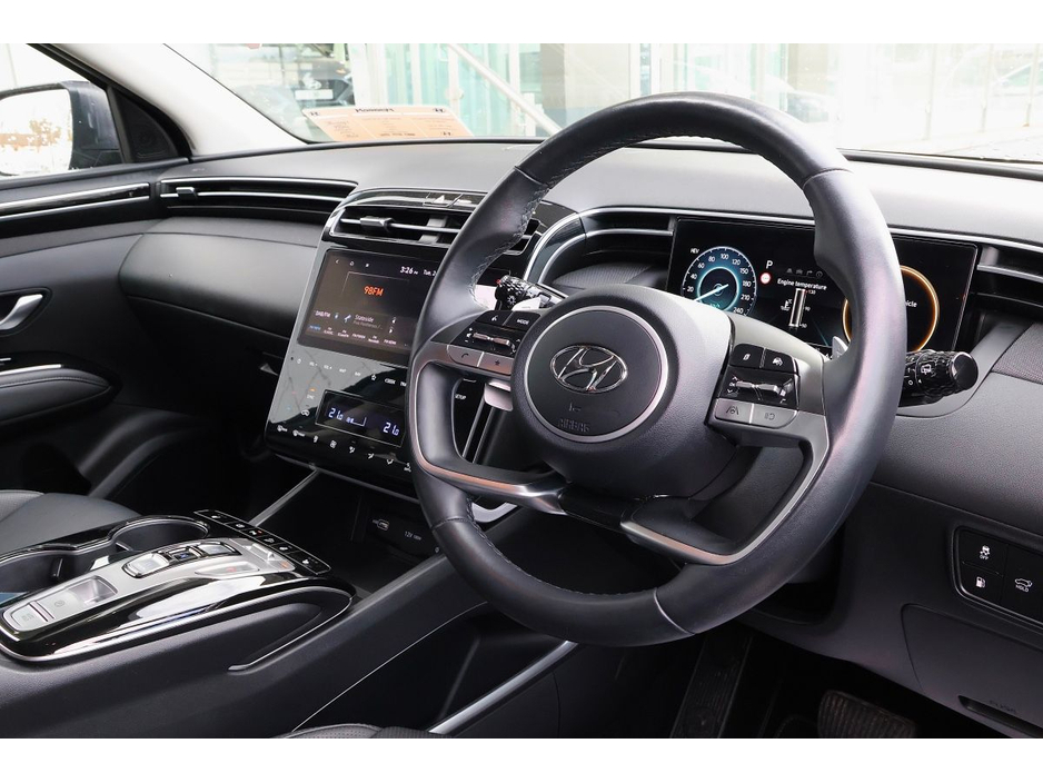 2022 Hyundai Tucson - image 9