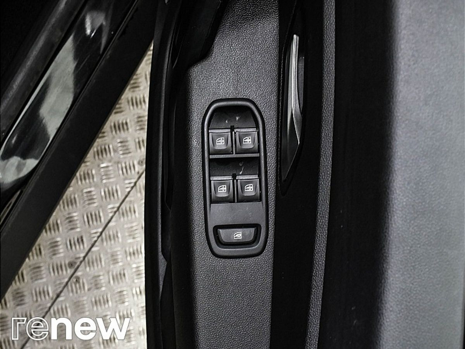 2024 Dacia Duster - image 25