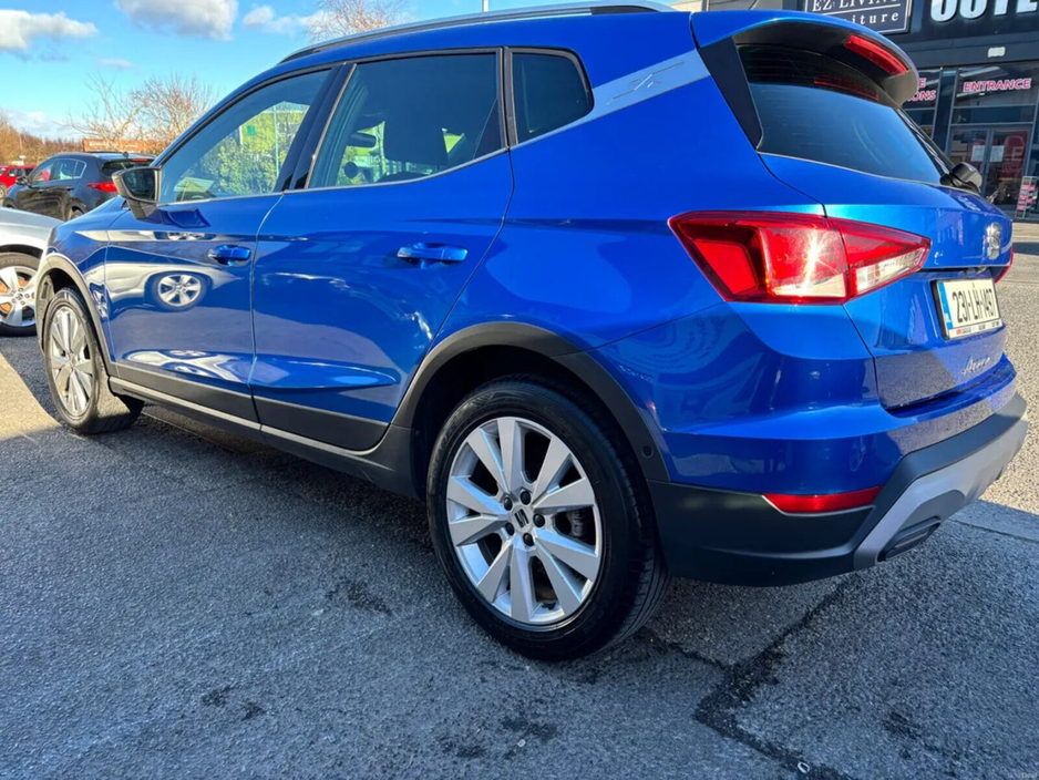 2023 SEAT Arona - image 10