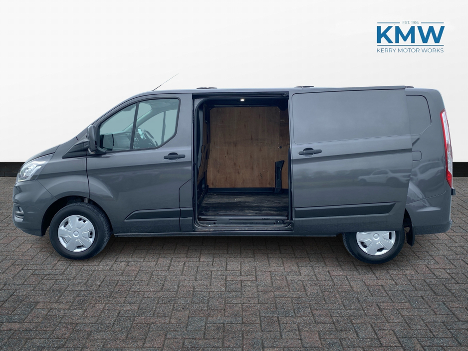 2022 Ford Transit Custom - image 4