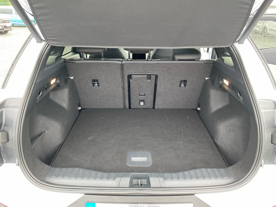 2025 Ford Explorer - image 21