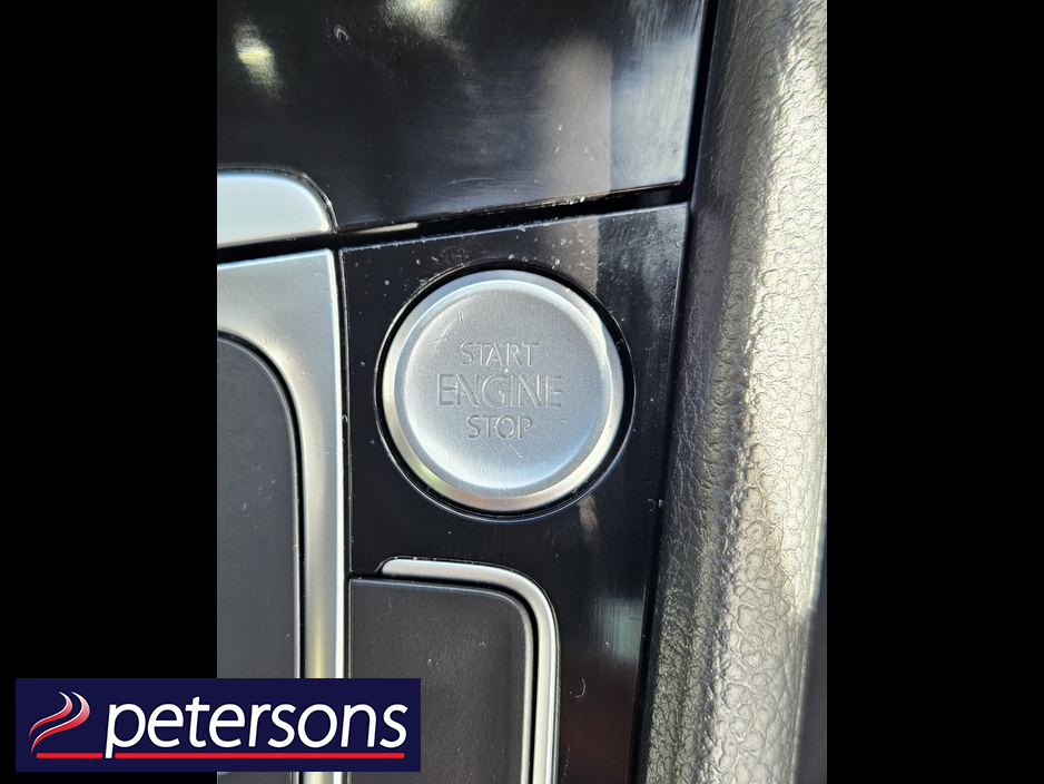 2019 Volkswagen Golf - image 24