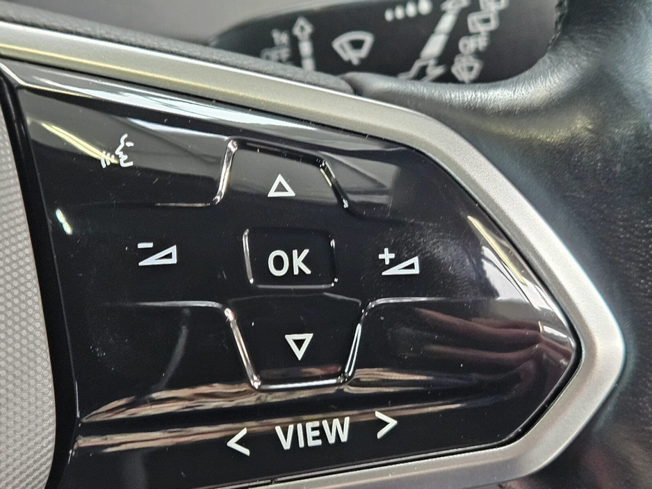 2023 Volkswagen ID.3 - image 9