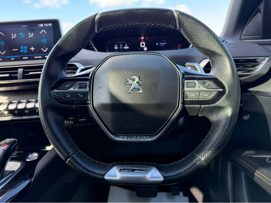 2020 Peugeot 3008 - image 18