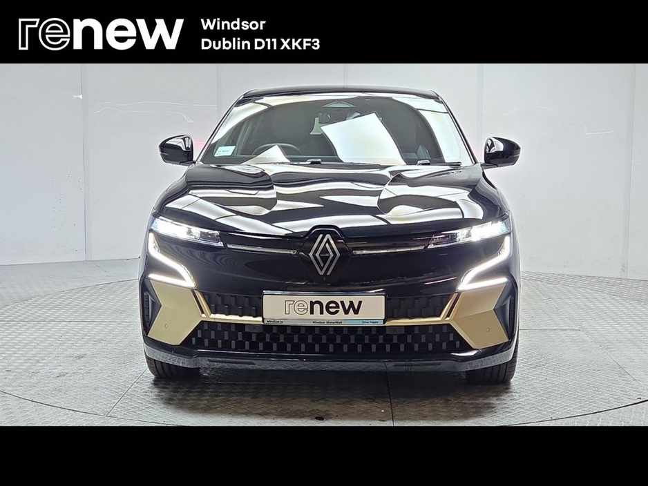2024 Renault Megane E-Tech - image 8