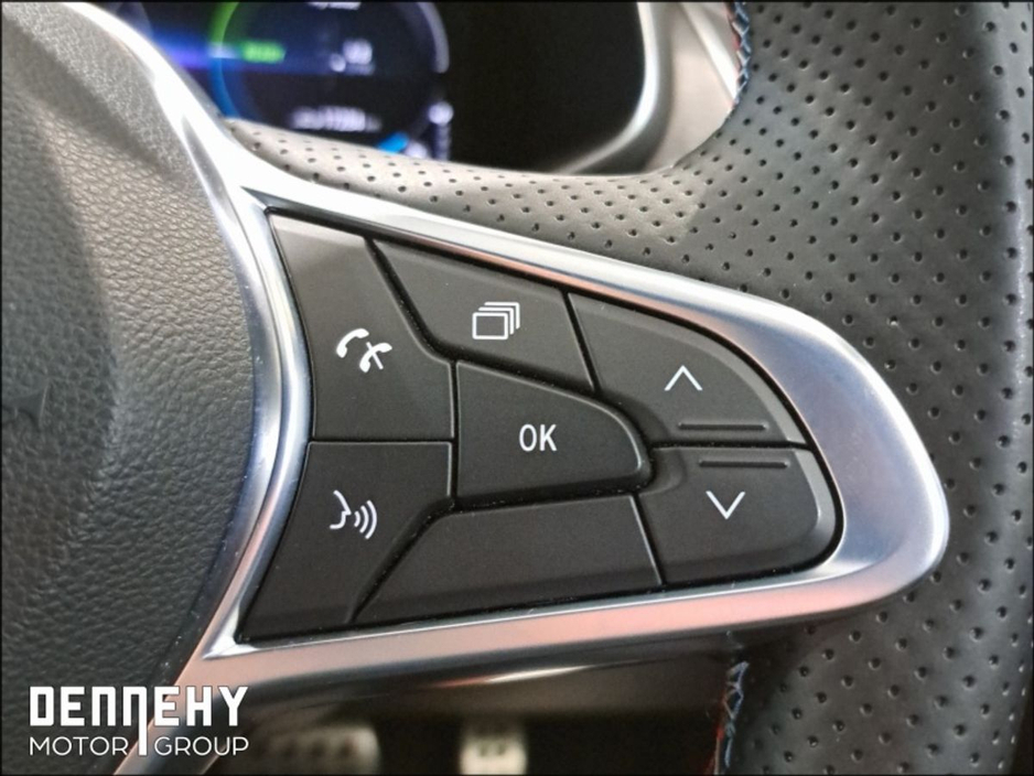 2025 Renault Arkana - image 23