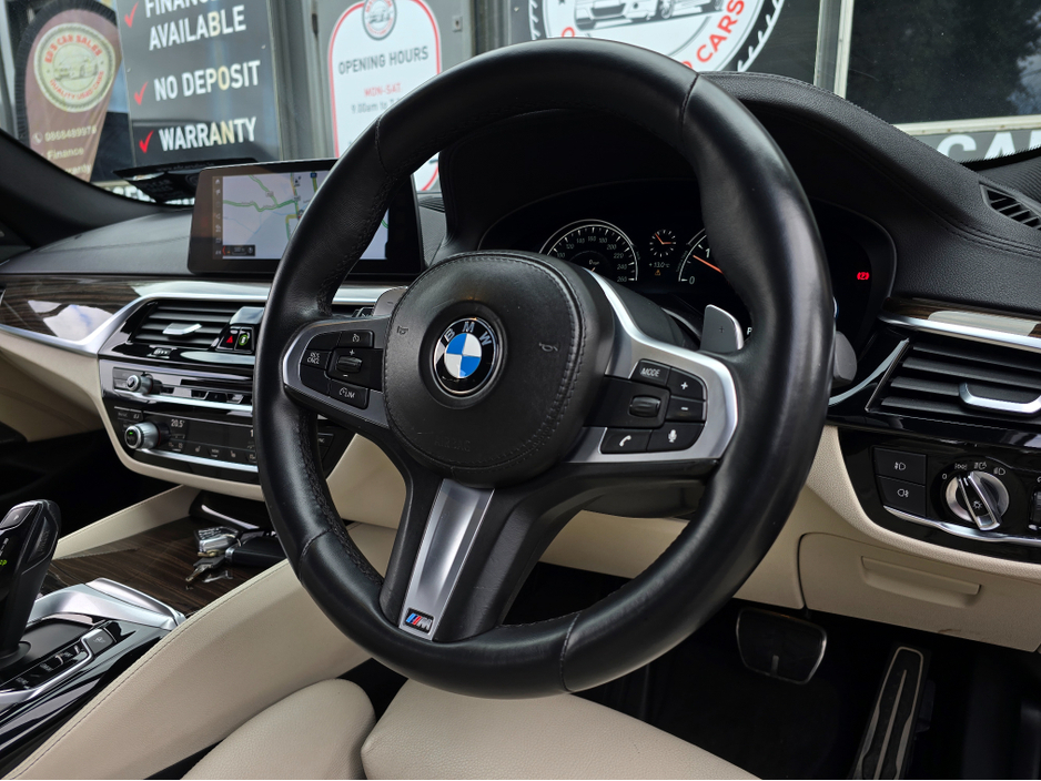 2017 BMW 5 Series - image 18