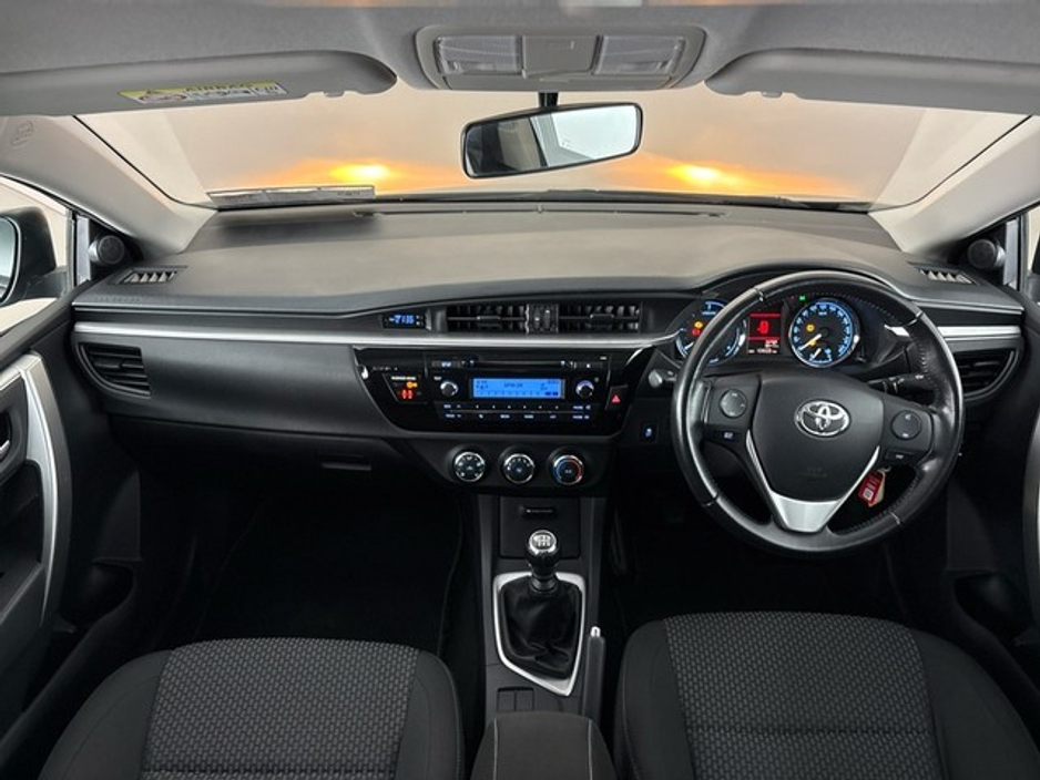 2016 Toyota Corolla COROLLA 1.4 D-4D AURA €15,450