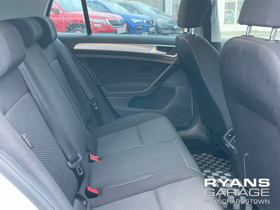 2017 Volkswagen Golf **DEPOSIT PAID** 1.2 TSI AUTO 5DR €15,500