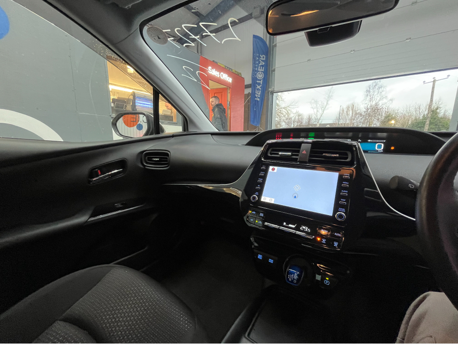 2022 Toyota Prius 2022 TOYOTA PRIUS S 1.8 AUTOMATIC / CRUISE CONTROL / REVERSE CAMERA AND MORE