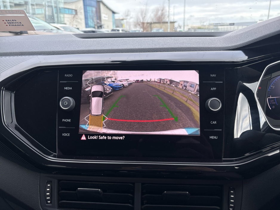 2020 Volkswagen T-Cross - image 16