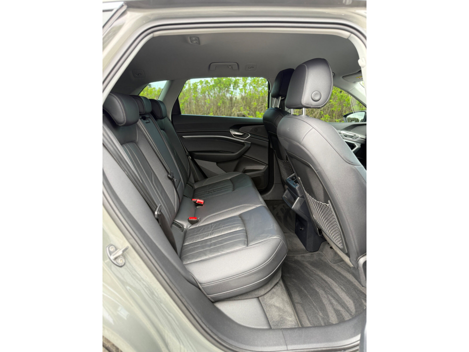 2024 Audi Q8 - image 45