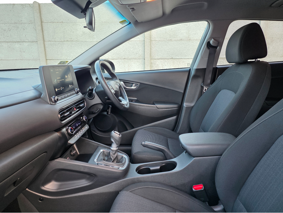 2022 Hyundai Kona - image 18