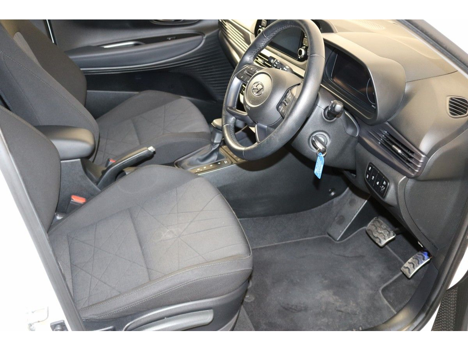 2022 Hyundai Bayon - image 11