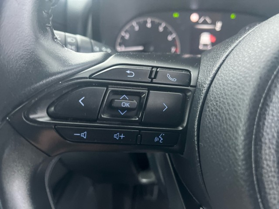 2023 Toyota Yaris 1.0 LUNA 4DR €20,950