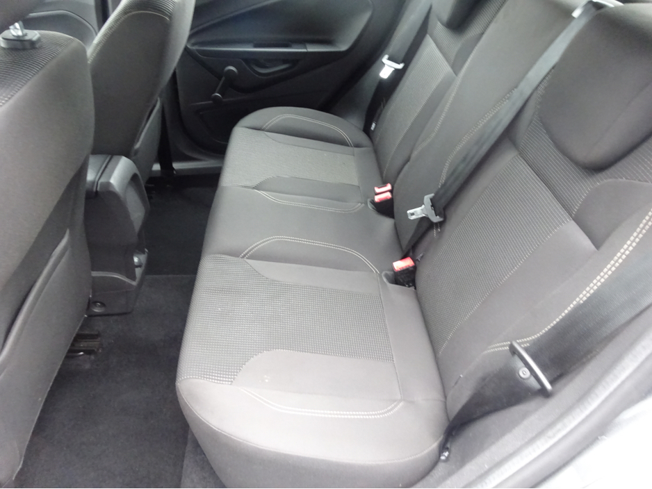 2016 Ford Fiesta TITANIUM 1.25 PETROL 60PS 5 DOOR LOW MILEAGE KEY 104 €9,950