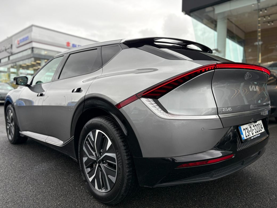 2023 Kia EV6 - image 11