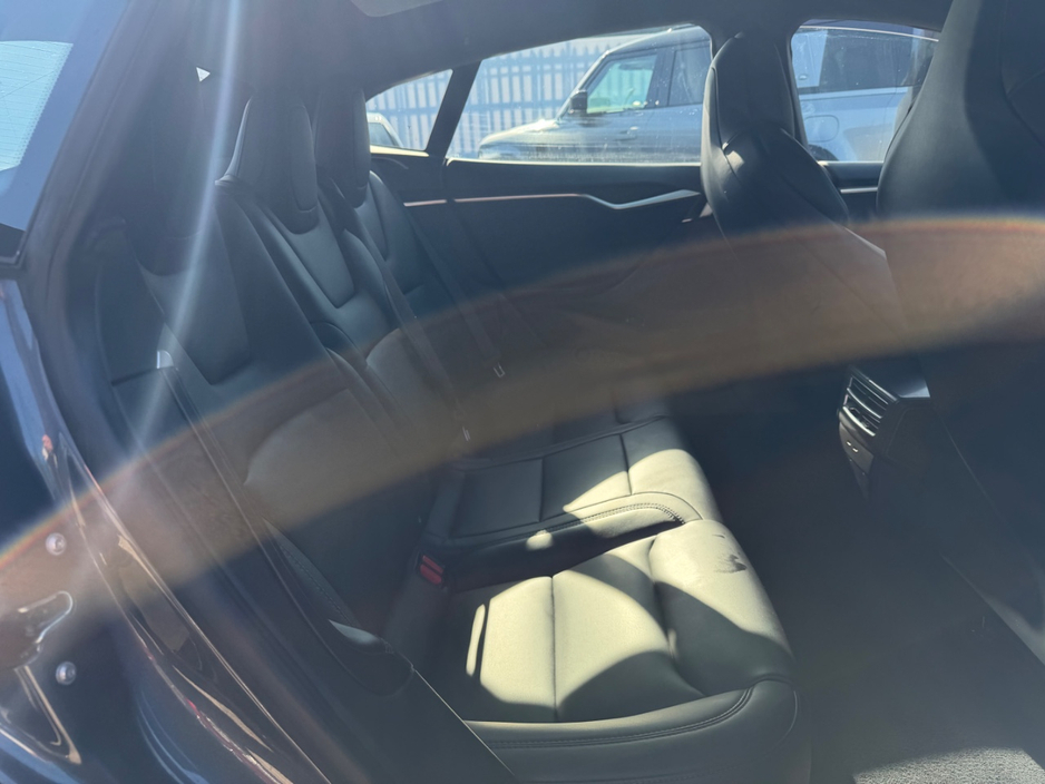 2018 Tesla Model S - image 20