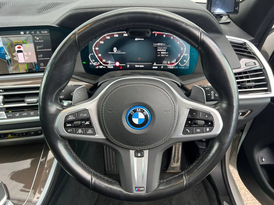 2022 BMW X5 - image 6