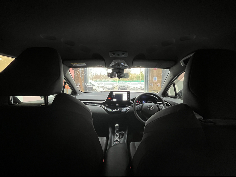 2021 Toyota C-HR - image 13