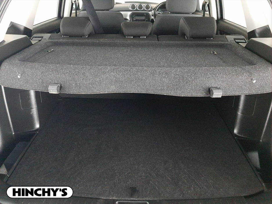 2021 Suzuki Vitara - image 9