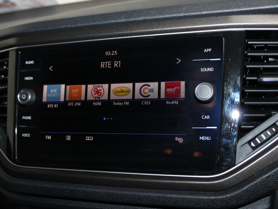 2019 Volkswagen T-Roc Design 1.6tdi M6f115hp 5DR €20,500